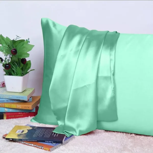 2 ps Satin Pillowcases